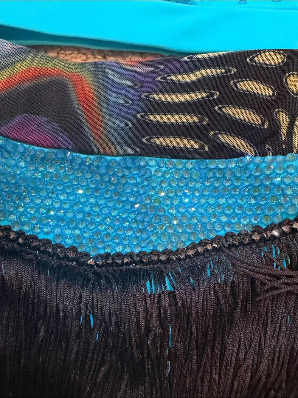N/A vibrant turquoise